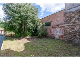 CASA PARA REFORMAR EN VENTA EN CASSÀ DE LA SELVA photo 0