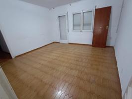 Piso de Banco en venta en Mollet del Vallès photo 0