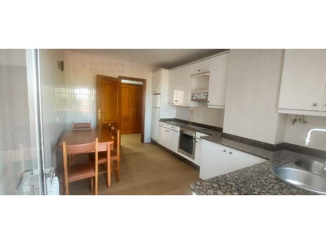 Piso En venta en Silleda photo 0