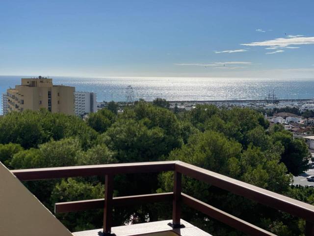 Piso en alquiler en Torremolinos photo 0