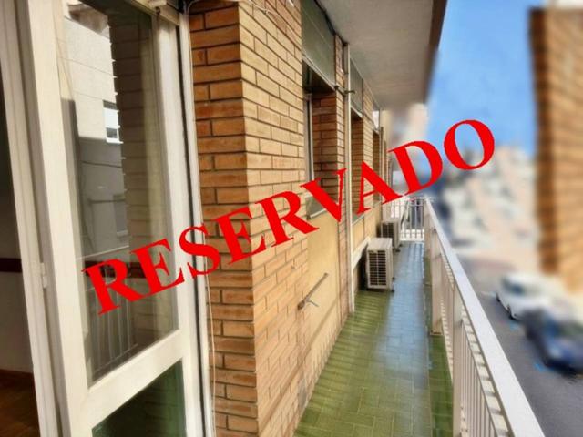 Piso en venta en Sant Vicenç dels Horts photo 0