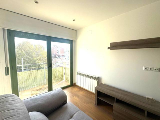 Dúplex en venta en Molins de REI photo 0