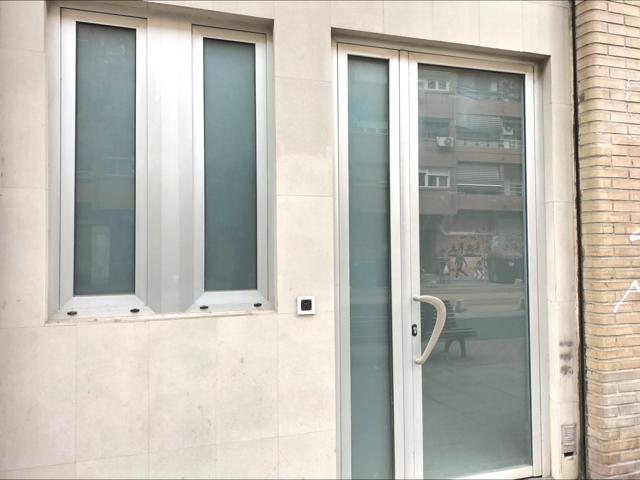 MAGNIFICO LOCAL EN VENTA O ALQUILER EN CALLE FRAY PEDRO VIVES photo 0