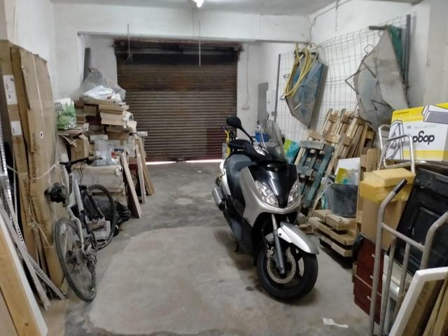 LOCAL EN VENTA DE 122 METROS , ZONA AVENIDA DOCTOR PESET ALEIXANDRE. photo 0