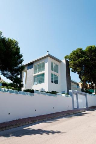 Villa En venta en Torrevieja photo 0