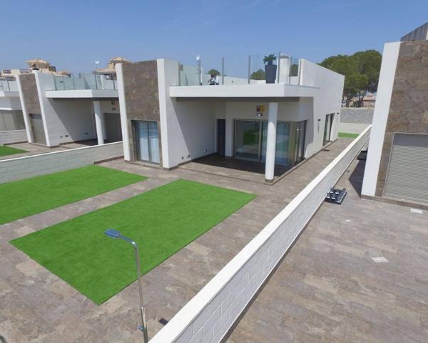 Villa En venta en Orihuela photo 0