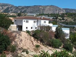 Villa En venta en Callosa d'en Sarrià photo 0