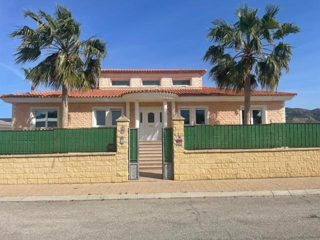 Villa En venta en L'Alfàs del Pi photo 0