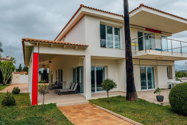 Villa En alquiler en L'Alfàs del Pi photo 0