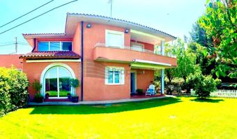 ¡Espectacular chalet rodeado de naturaleza! photo 0