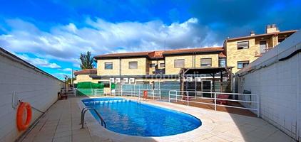 Preciosa vivienda unifamiliar con piscina comunitaria en La Marlofa, La Joyosa. photo 0
