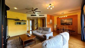 Preciosa vivienda pareada en Montecanal. photo 0