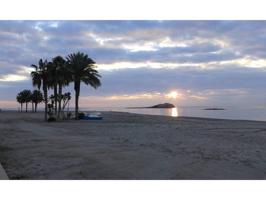 Terreno céntrico cerca de la playa para construir tres alturas photo 0