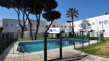 Unifamiliar Pareada En venta en Urbasur, Isla Cristina photo 0