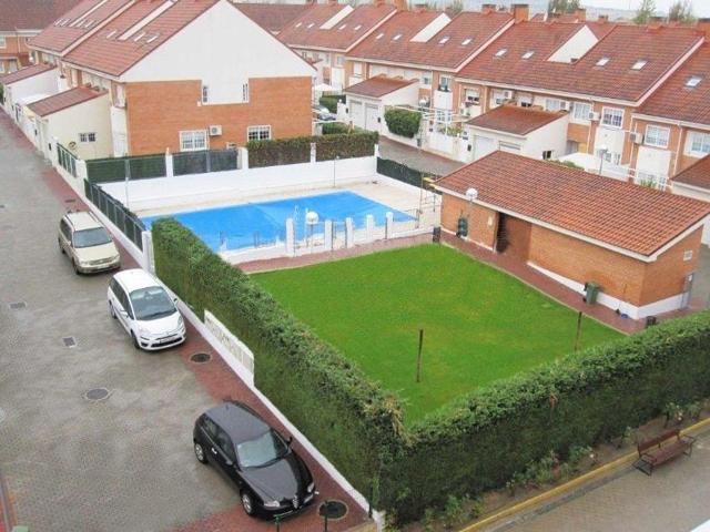 KASAURBANA ofrece en venta CHALET ADOSADO en RESTÓN - VALDEMORO photo 0