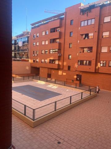 KASAURBANA ofrece en ALQUILER piso en ZONA CENTRO - VALDEMORO photo 0