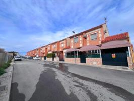 KASAURBANA ofrece en venta CHALET ADOSADO en ILLESCAS - TOLEDO photo 0