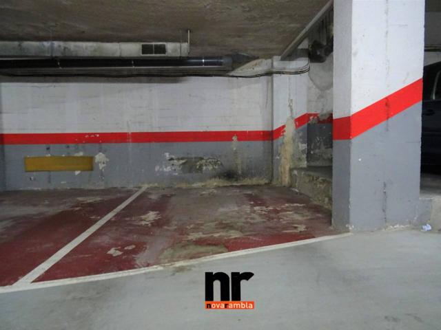 Garaje en venta en Zona Balmes photo 0