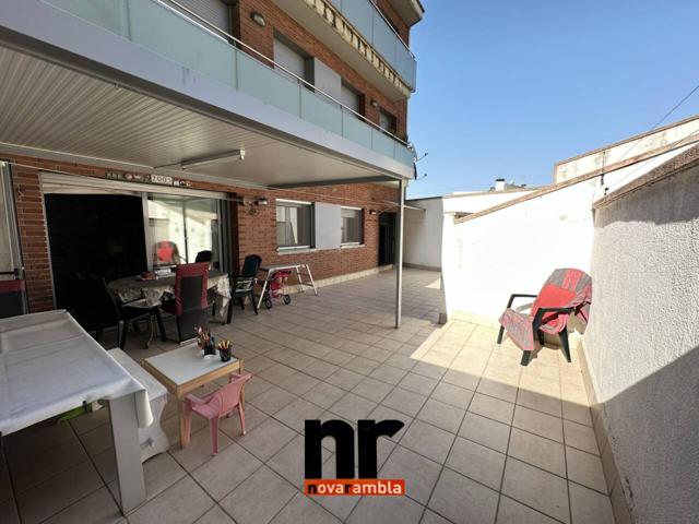 Piso en venta en Montcada Centro photo 0