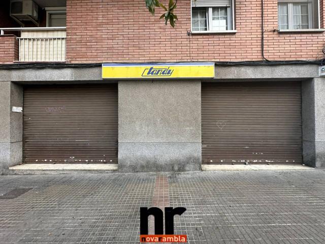 Alquiler de local comercial en Ripollet, zona Maragall photo 0