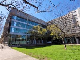 Espectacular edificio corporativo de Oficinas en Alquiler en Barcelona ciudad - Zona La Maquinista photo 0