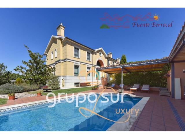 Magnífico chalet de lujo con piscinas y zonas comunitarias en Fuente Berrocal, a 10 minutos del centro de Valladolid. photo 0