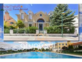 Exclusivo chalet de lujo con piscina privada cubierta y zonas comunitarias en Fuente Berrocal, Valladolid. photo 0