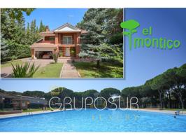 Fantástico chalet independiente con piscinas comunitarias en la Urbanización El Montico, Valladolid. photo 0