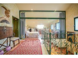 Exclusivo chalet independiente con piscinas comunitarias en la Urbanización El Montico, Valladolid. photo 0