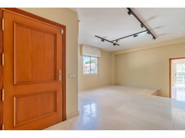 Chalet en venta en Corralejos(28042) photo 0