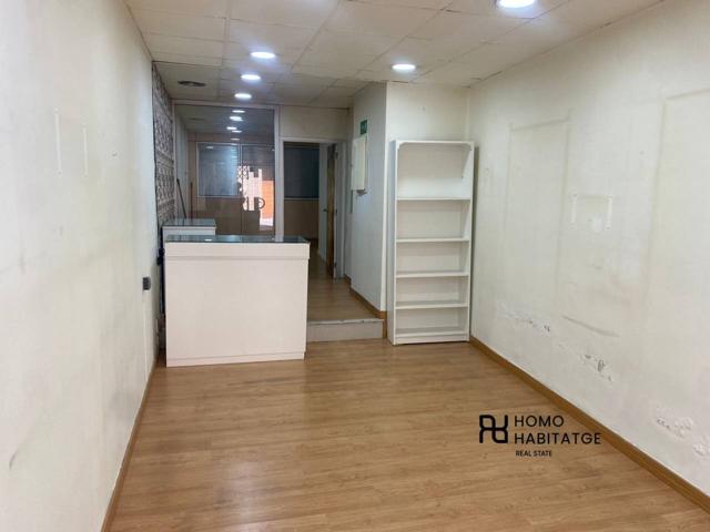 Alquiler de local comercial en Sabadell Centre photo 0
