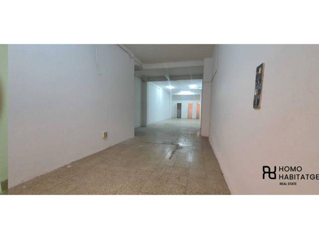 Local comercial en venta en Sabadell photo 0