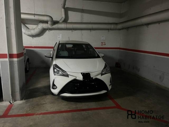 ¡Venta de garaje en Sabadell Centro! photo 0