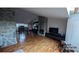 Tu nuevo hogar en Terrassa: dúplex con chimenea, parking y zonas verdes alrededor photo 0