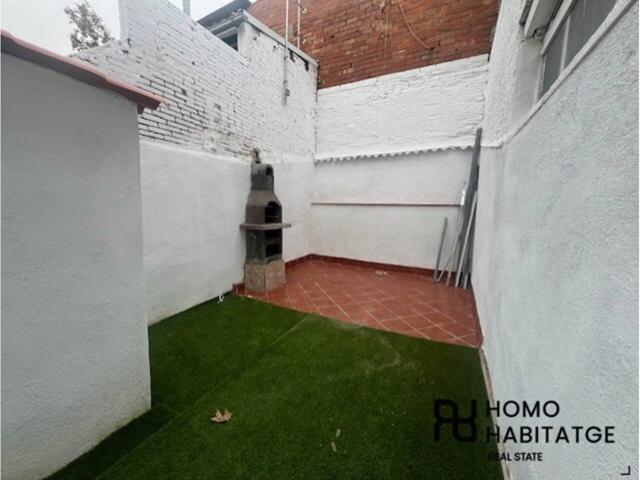 Venta de casa en Sabadell COVANDONGA photo 0