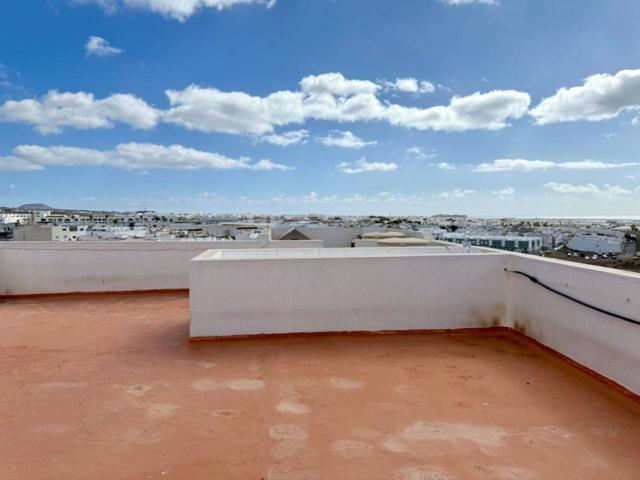 ¡GRAN OPORTUNIDAD EN ARRECIFE – ZONA ARGANA BAJA! Vivienda + Nave + Oficina (convertible en apartamento) photo 0