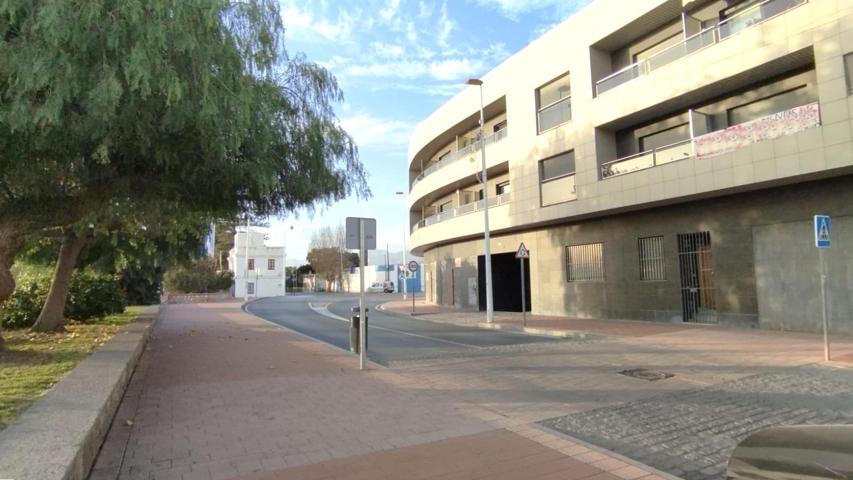 PLAZA DE GARAJE MUY AMPLIA photo 0
