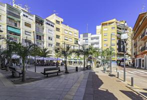 Piso en Plaza Palmeras de Motril photo 0