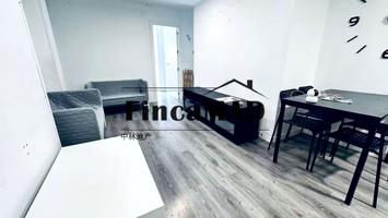 FINCAMAD REAL ESTATE VENDE EXCLUSIVO PISO DE 4 DORMITORIOS EN EL CORAZON DE GETAFE photo 0