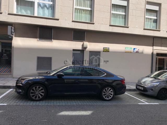 Bajo calle Bao - Boiro photo 0