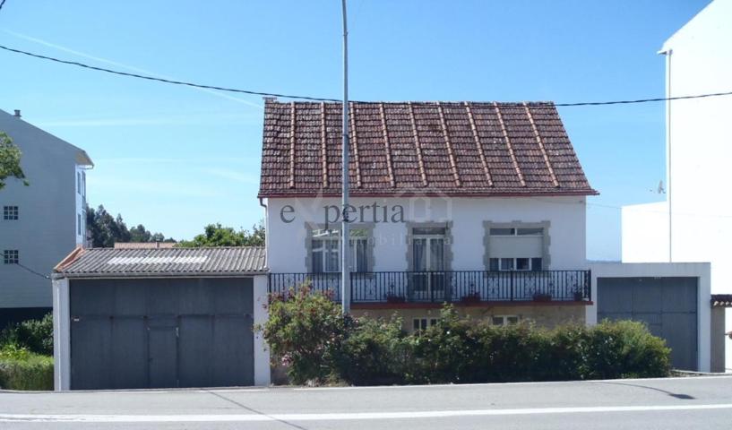 Casa con terreno y piscina Taragoña - Rianxo photo 0