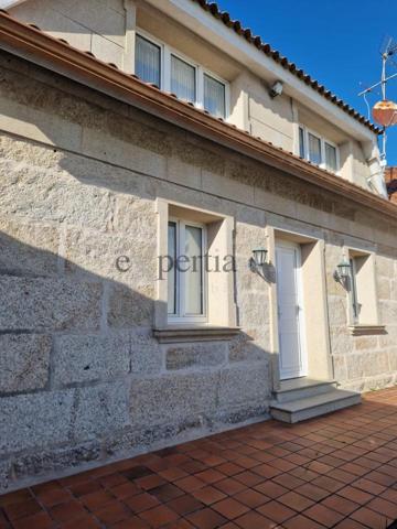 Casa Adosada en Aguiño - Ribeira photo 0