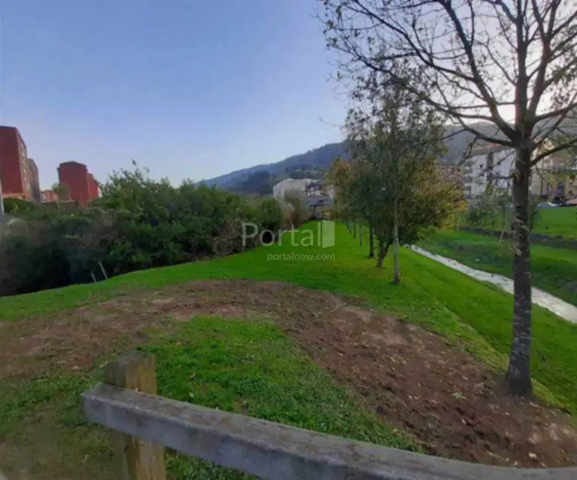 Venta de suelo urbano residencial en c-cl. juan sebastian elcano, p.parc, u.21j en Valle de Trápaga-Trapagaran por 1.175.000€ de 1.575m² photo 0