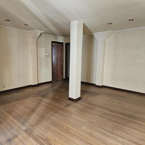 Piso en venta en Balmaseda de 148 m2 photo 0