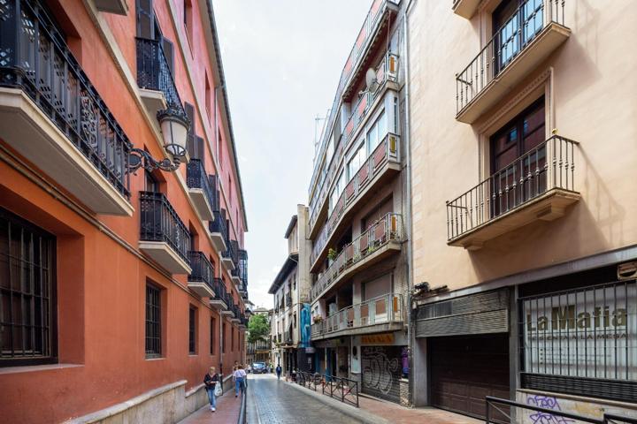 ¡¡¡¡ CENTRO, PISO DE 4 DORMITORIOS Y 2 BAÑOS POR SOLO 900€!!! photo 0