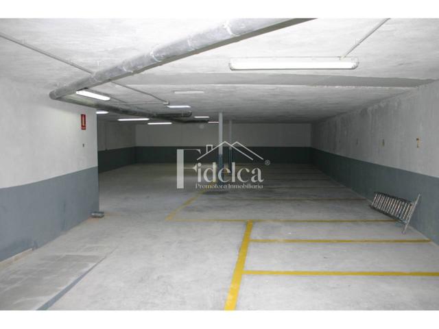 Garaje en venta en Centro Histórico photo 0