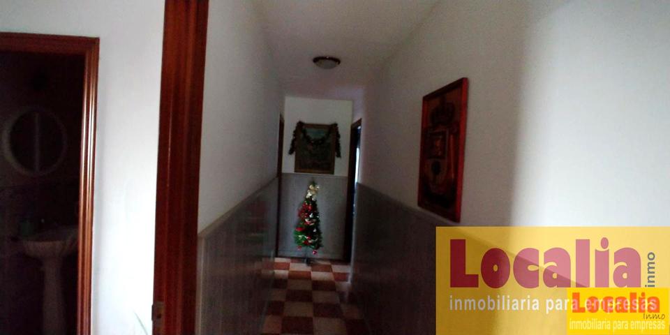 Casa rural con hostal, restaurante y amplia parcela photo 0