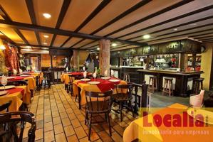 Restaurante con parrilla en Corrales de Buelna. photo 0