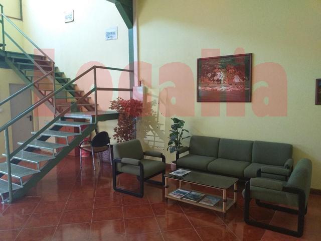 Oficina en alquiler en Camargo de 200 m2 photo 0