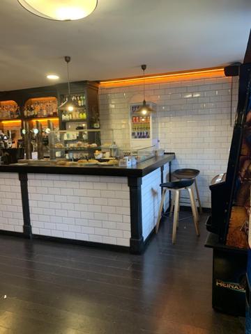 Cafetería con ubicación privilegiada en Santander photo 0
